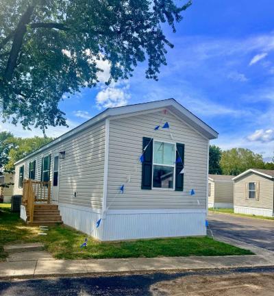 Mobile Home at 328 W. 53rd St. Lot 19 Anderson, IN 46013
