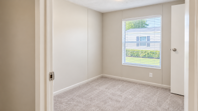 Photo 5 of 6 of home located at 12948 S Us 31 Lot #267 Kokomo, IN 46901