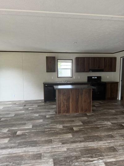 Photo 3 of 10 of home located at 6109 Locust Evansville, IN 47720