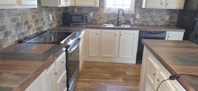 Photo 2 of 7 of home located at 431 Blue Bunting Circle Moscow Mills, MO 63362