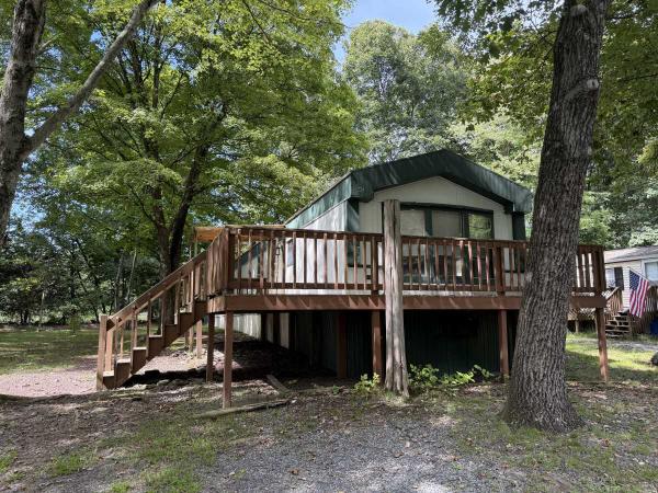 Photo 1 of 2 of home located at 224 Smithfield Trailer Ct East Stroudsburg, PA 18300