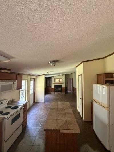 Photo 4 of 11 of home located at 943 County Road 82 Crossville, AL 35962