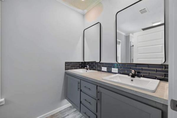 2025 Palm Harbor Manufactured Home
