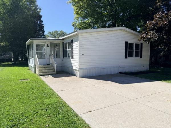 1987 Parkwood Mobile Home For Sale