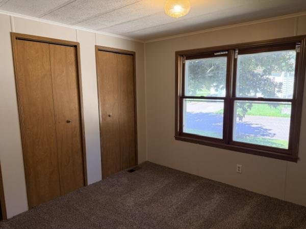 1987 Parkwood NA Mobile Home