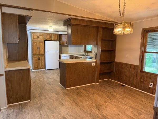 1987 Parkwood NA Mobile Home