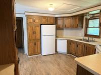 1987 Parkwood NA Mobile Home