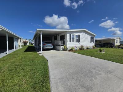 Photo 2 of 17 of home located at 7927 Walkers Cay Avenue Orlando, FL 32822