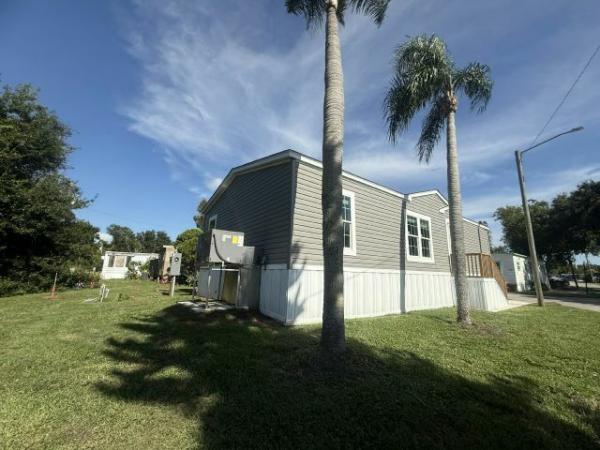 2025 Live Oak Homes (LOHGA10 Razor Manufactured Home