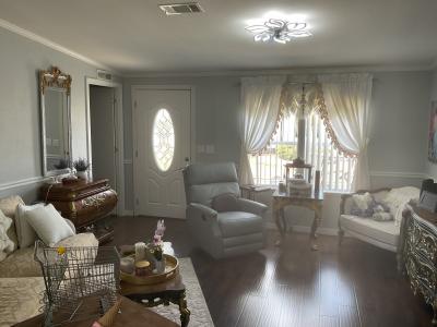 Photo 2 of 13 of home located at 451 Royal Caribbean Rd Davenport, FL 33897