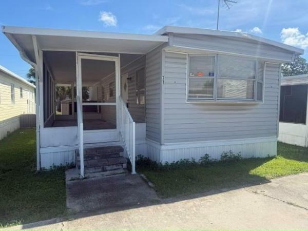 1974 BUDD Mobile Home For Sale
