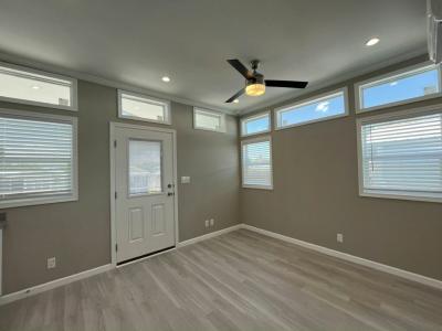 Photo 4 of 20 of home located at 4276 Us 441 #I121 Okeechobee, FL 34974
