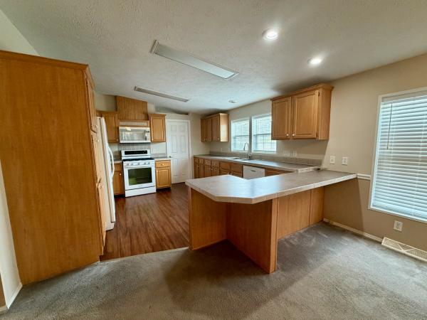 2001  Mobile Home For Sale