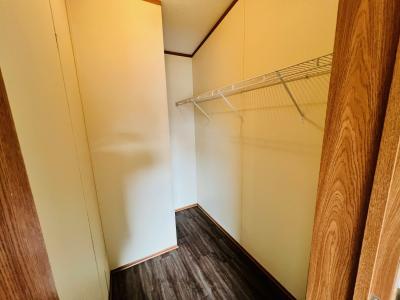 Photo 5 of 7 of home located at 4130 Chelsea Court Jackson, MI 49201