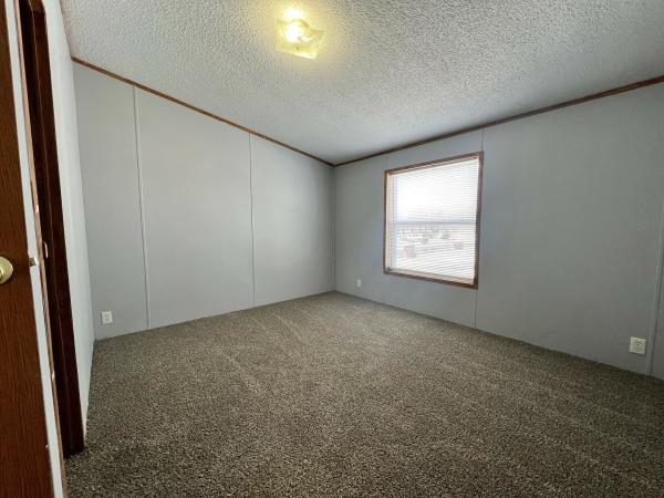 1996 Dutch Housin N/A Mobile Home