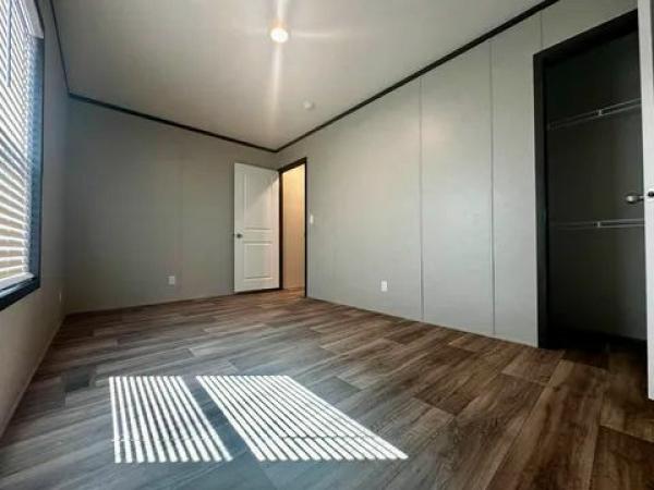 2026 Clayton Homes Inc MIYO Mobile Home