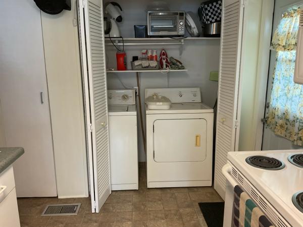 1973 IMPE 144 Mobile Home