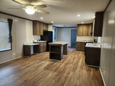Mobile Home at 11 West St. Caledonia, OH 43314