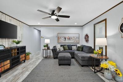 Mobile Home at 802 E County Line Road #66 Des Moines, IA 50320
