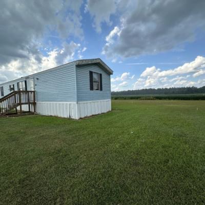 Photo 2 of 24 of home located at 123 Pompano Drive New Bern, NC 28560