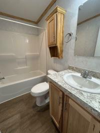 2023 Redman Homes NWSVL25206  Home