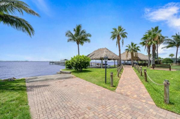 2026 CAVCO/PALM HARBOR 340CS28523A Mobile Home