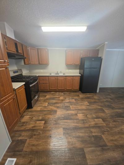 Mobile Home at 215 N. Canal Road, #45 Lansing, MI 48917