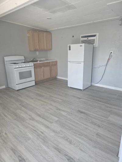 Photo 3 of 7 of home located at 10A Pine Ridge Drive Riviera Beach, FL 33404