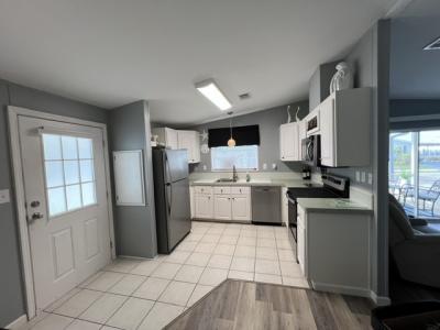 Photo 3 of 28 of home located at 288 Gardenia Lane Parrish, FL 34219