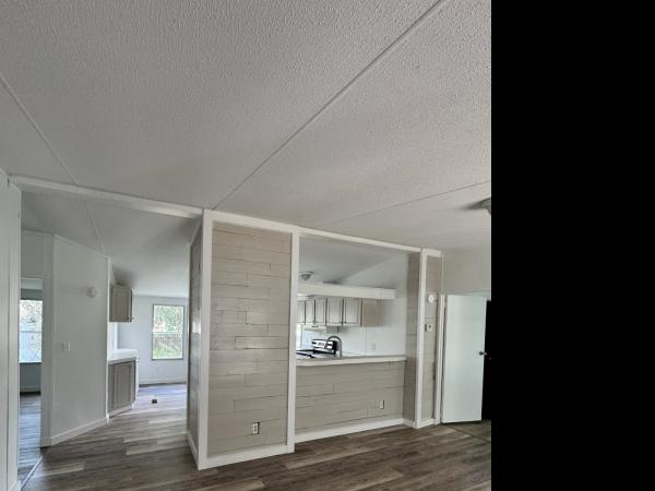 1999 Oakwood Mobile Home For Rent