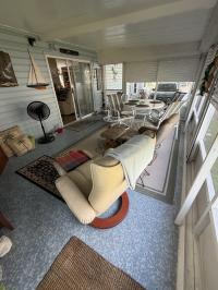 1990 PALM Mobile Home