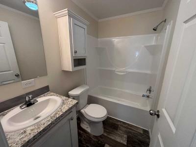 Photo 5 of 10 of home located at 232 Kingsway Dr North Mankato, MN 56003