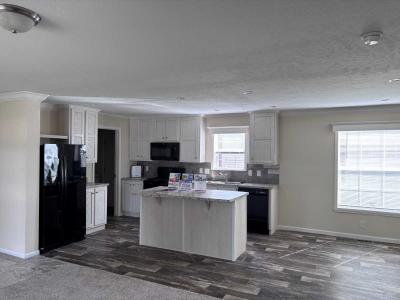 Photo 2 of 10 of home located at 232 Kingsway Dr North Mankato, MN 56003