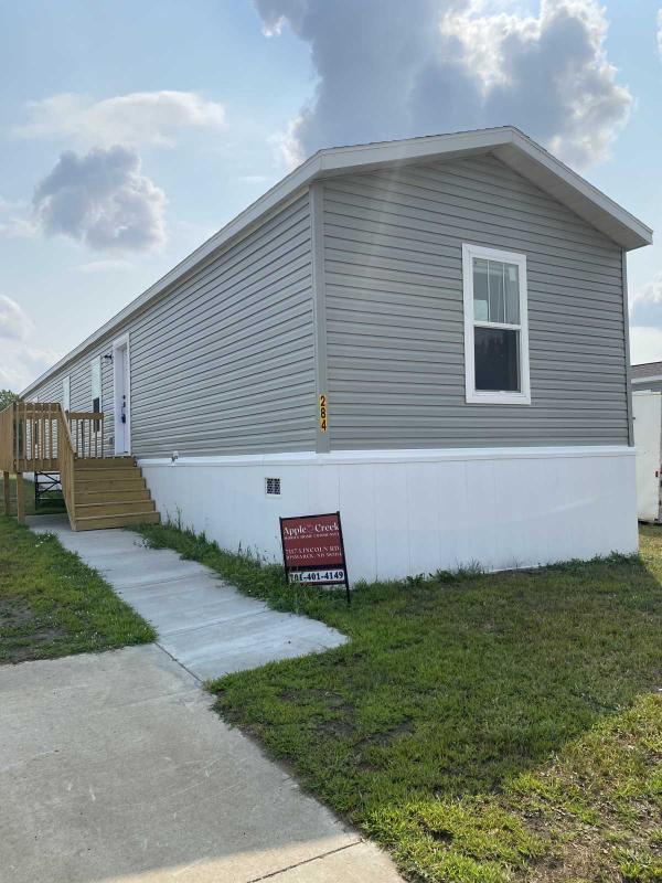 Photo 1 of 2 of home located at 284 Partridge Ave Bismarck, ND 58504