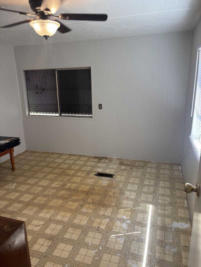 Photo 3 of 8 of home located at 21 Orange Street Deland, FL 32724