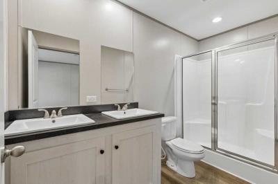 Photo 5 of 5 of home located at 10 Colonial Dr Hutchins, TX 75141