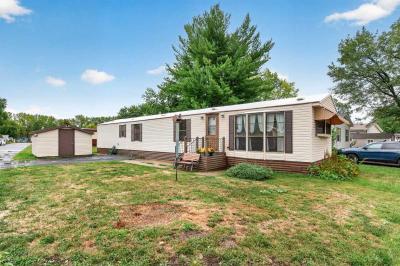 Photo 4 of 30 of home located at 1294 Beaverdale Rd Maplewood, MN 55119