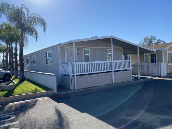 1989  Mobile Home For Sale
