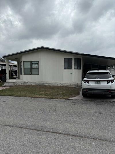 Photo 2 of 21 of home located at 4980 Lakeland Harbor Blvd Lakeland, FL 33805