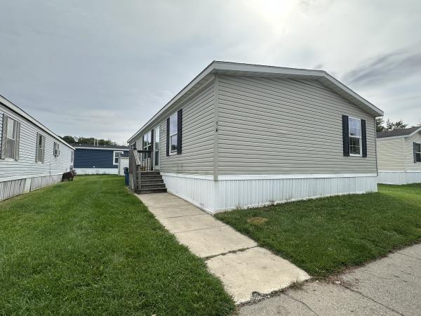 2012 Clayton 81SUN28523 Mobile Home