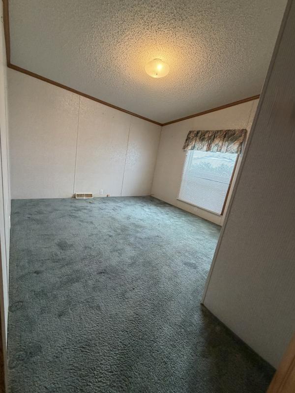 1996 Dutch 17036Y Mobile Home