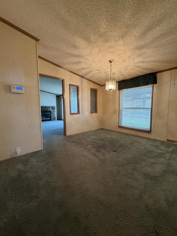 1996 Dutch 17036Y Mobile Home