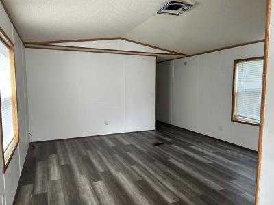 Photo 5 of 11 of home located at 1215 Bobcat Maplewood, MN 55119