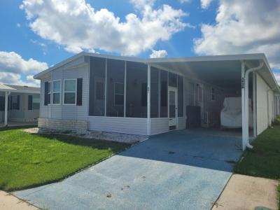 Photo 2 of 20 of home located at 5926 Benz Pl Zephyrhills, FL 33540