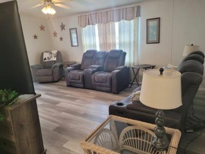 Photo 5 of 20 of home located at 5926 Benz Pl Zephyrhills, FL 33540