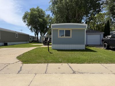 Photo 2 of 24 of home located at 207 Sunrise Park Pella, IA 50219