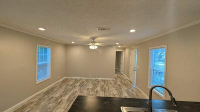 Photo 3 of 8 of home located at 1630 Balkin Rd #85 Tallahassee, FL 32305