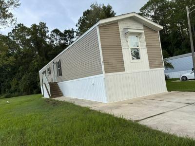 Photo 2 of 7 of home located at 10201 W Beaver St #270 Jacksonville, FL 32220