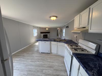 Photo 2 of 16 of home located at 414 Sunrise Park Pella, IA 50219