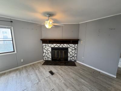 Photo 4 of 16 of home located at 414 Sunrise Park Pella, IA 50219
